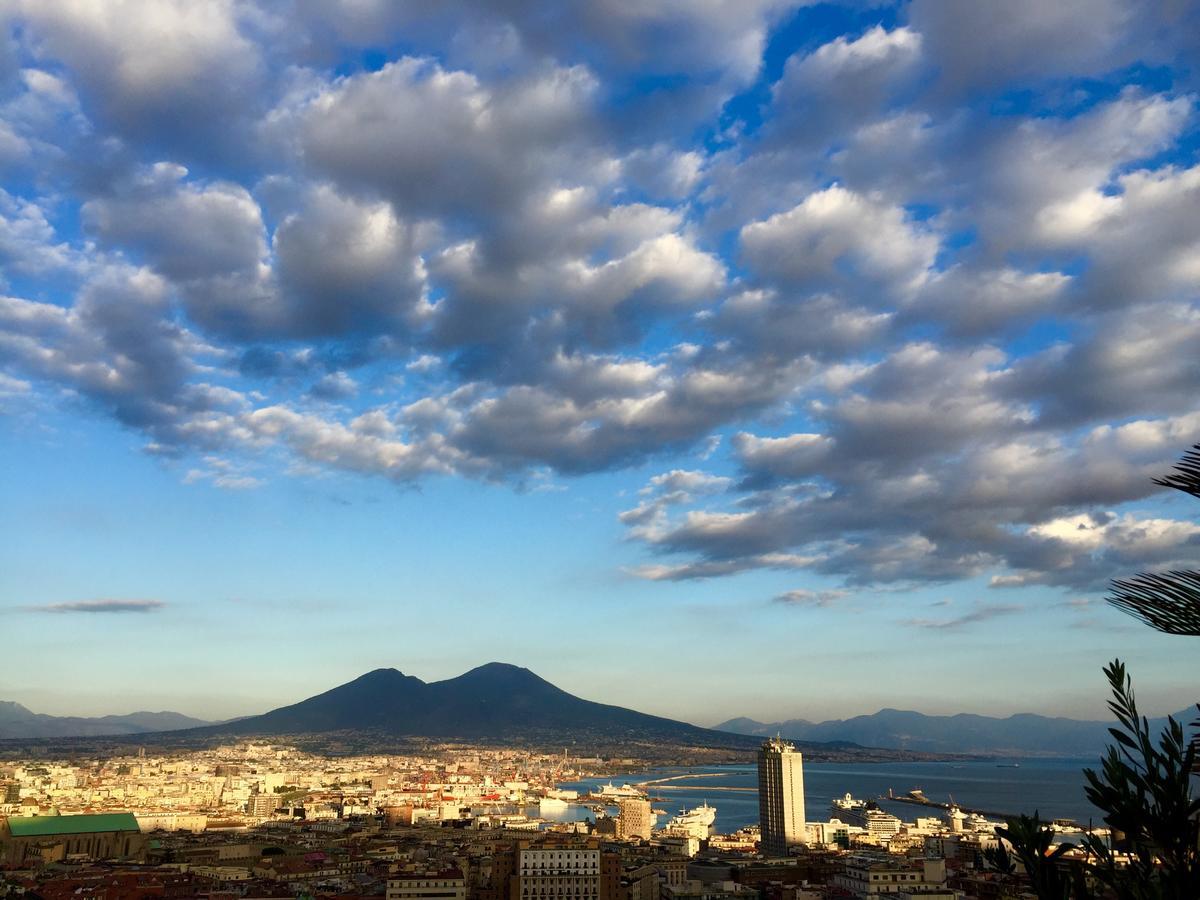 Mansarda Bellini 84 Hotel Napoli Bagian luar foto